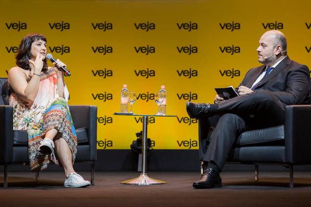 Cofundadora do YOUPIX Bia Granja foi entrevistada pelo editor especial de VEJA, Daniel Bergamasco - 24/04/2018