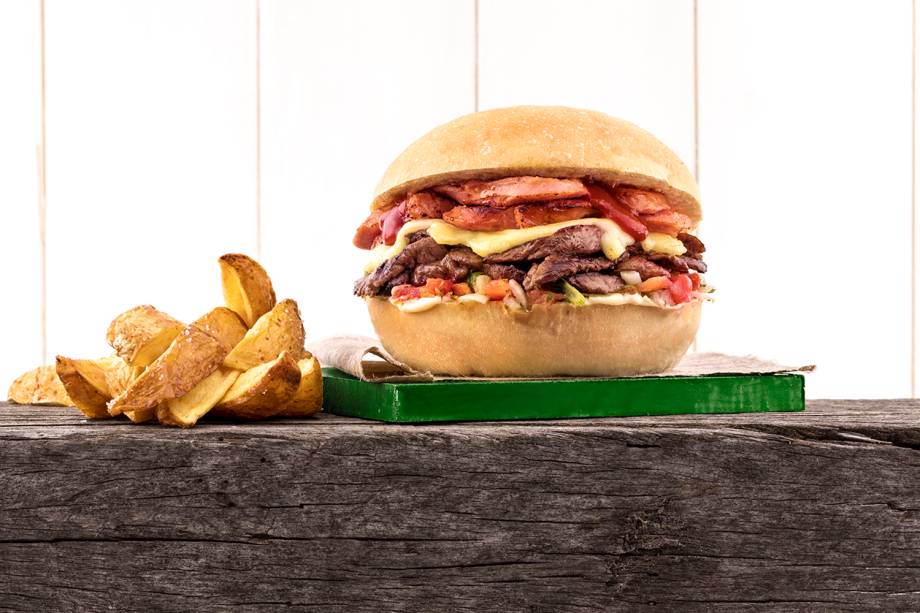 Lanche do Brasil, lançado pela rede Frango Assado