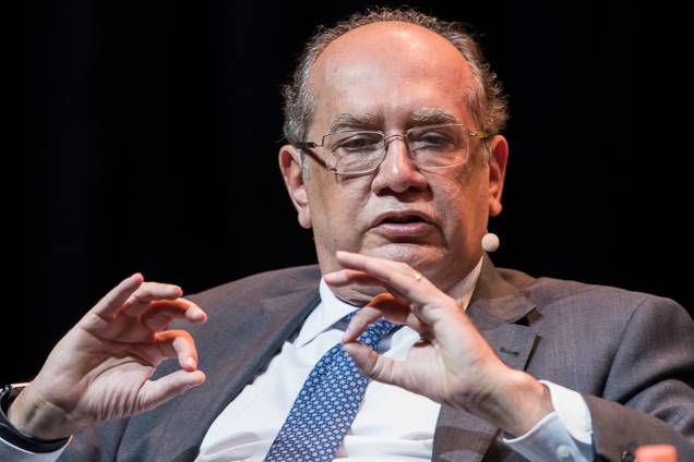 <span><a href="https://veja.abril.com.br/brasil/sou-um-dos-alvos-preferidos-diz-gilmar-mendes-sobre-fake-news/">"Nós, homens públicos, estabelecemos uma espécie de blindagem psicológica"</a>, disse o ministro do STF Gilmar Mendes sobre os ataques dos quais é vítima</span> - 24/04/2018 <span><a href="https://veja.abril.com.br/brasil/sou-um-dos-alvos-preferidos-diz-gilmar-mendes-sobre-fake-news/">"Nós, homens públicos, estabelecemos uma espécie de blindagem psicológica"</a>, disse o ministro do STF Gilmar Mendes sobre os ataques dos quais é vítima</span> - 24/04/2018