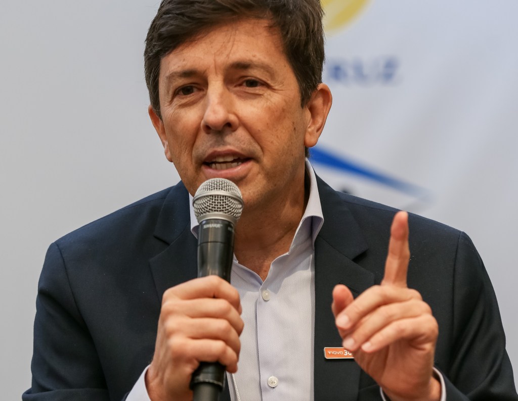 João Amoêdo, pré-candidato à Presidência da República pelo partido Novo, no evento Brasil de Ideias, em Porto Alegre