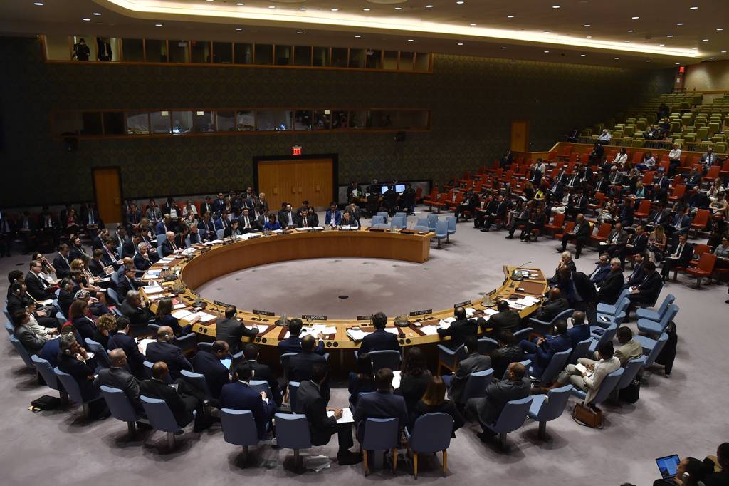 No Conselho de Segurança da ONU, EUA vetam proposta de cessar-fogo ‘imediato’ em Gaza