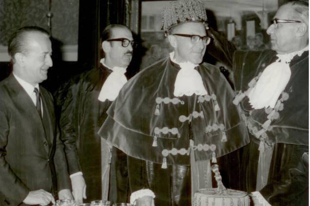 Prof. Zerbini sendo empossado como Professor Titular da FMUSP - 1969