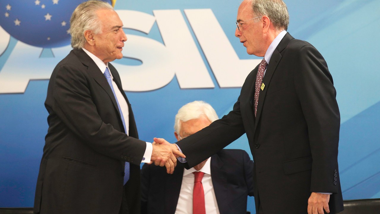O presidente Michel Temer e o presidente da Petrobras, Pedro Parente participam da divulgação do Plano de Negócios e Gestão 2018-2022 da Petrobras - 21/12/2017