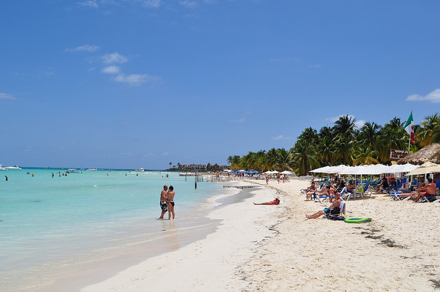 15854408429_23fa7628bf_z