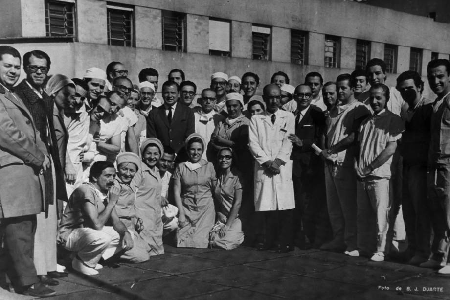 Equipe que atuou no primeiro transplante cardíaco - 1968