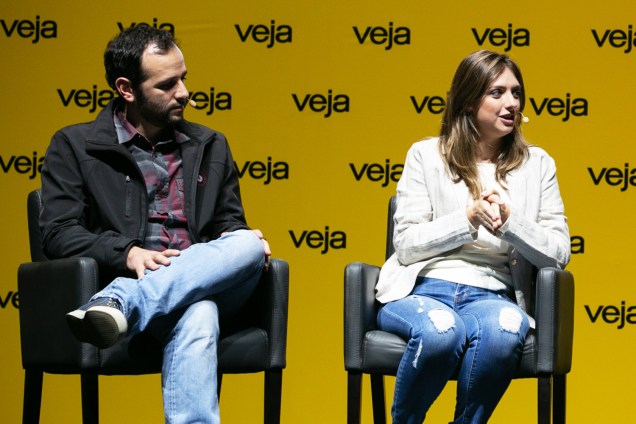 A última entrevista do Amarelas ao Vivo foi com o casal Iberê Thenório e Mariana Fulfaro, criadores do canal do YouTube 'Manual do Mundo' - 29/05/2018