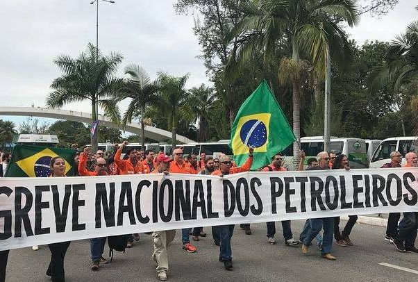 Petroleiros iniciaram nesta quarta-feira (30) a greve de 72 horas da categoria