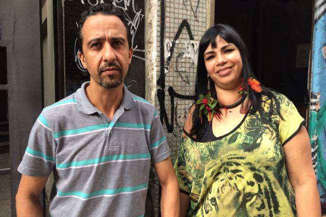 O casal Marcos e Roseli, moradores do prédio no Centro de SP