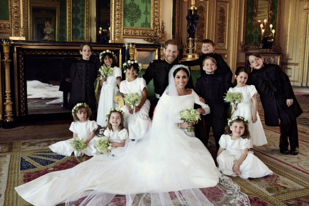 Fotografia oficial de casamento lançada pelo duque e duquesa de Sussex reúne as crianças que participaram da cerimônia, entre elas a princesa Charlotte e o príncipe George