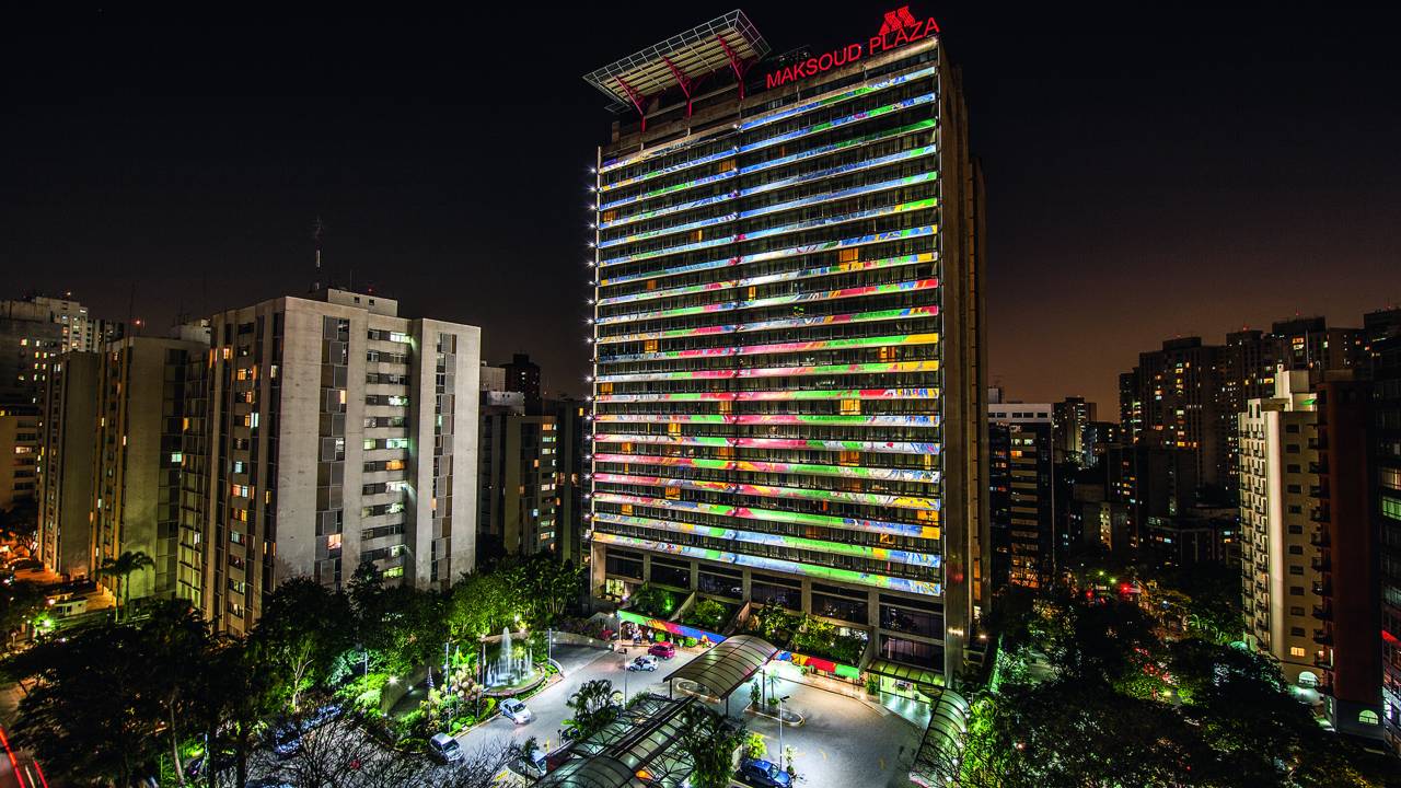 Fachada do Hotel Maksoud Plaza.
