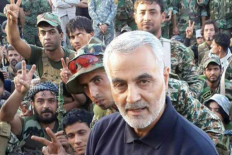 Soleimani lidera unidades iranianas na batalha de Aleppo