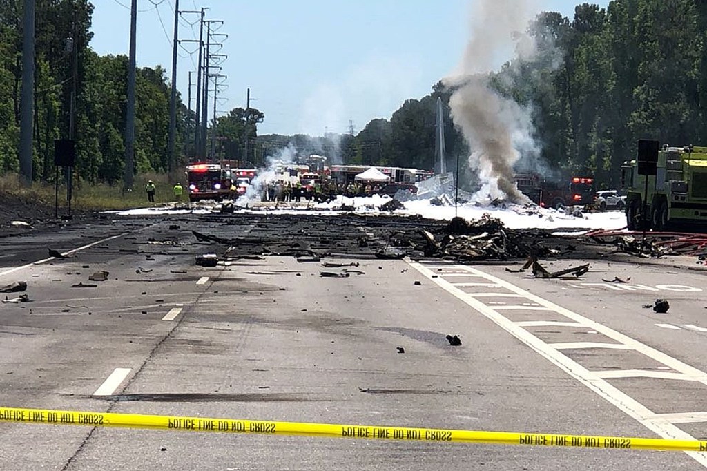Avião Militar cai em Savannah, Georgia