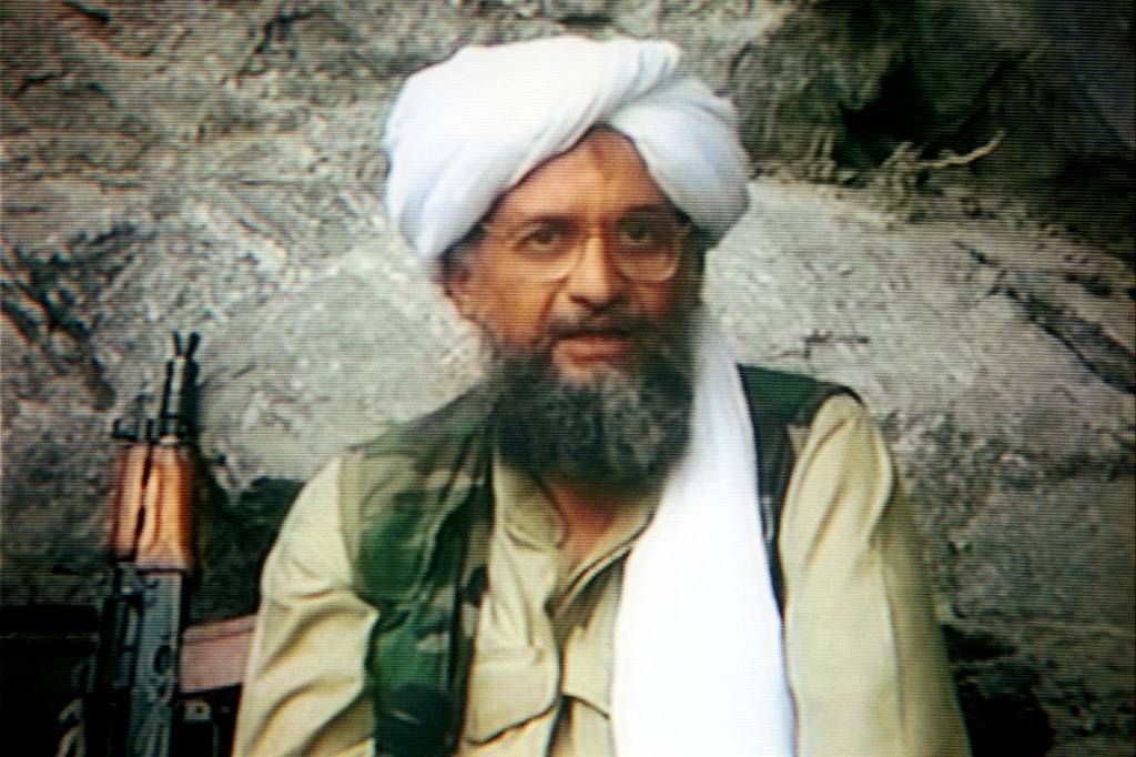 O líder da Al Qaeda Ayman al-Zawahiri, que foi morto em um ataque de drone da CIA no Afeganistão