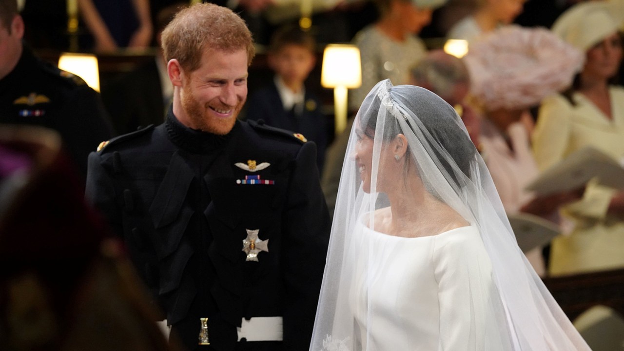 Príncipe Harry e Meghan Markle durante cerimônia de casamento na Capela de St.George, em Windsor - 19/05/2018