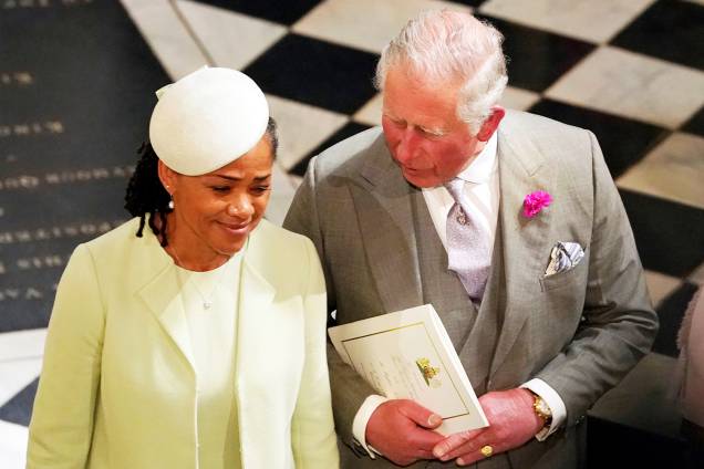Príncipe Charles e Doria Ragland, mãe de Meghan Markle, durante a cerimônia de casamento em Windsor - 19/05/2018