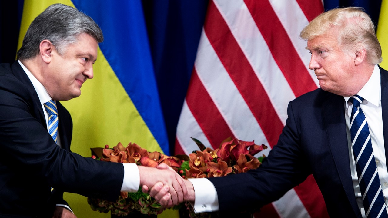 O presidente americano Donald Trump e o presidente ucraniano Petro Poroshenko durante encontro em Nova York - 21/09/2017