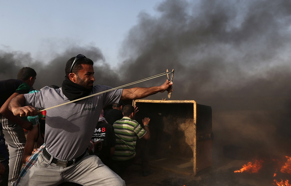 Manifestantes entram em confronto contra as tropas Israelenses