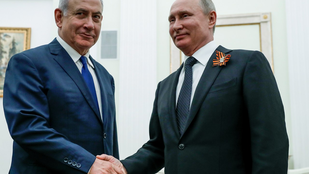 Presidente da Rússia Vladimir Putin e o Primeiro Ministro Israelense Benjamin Netanyahu
