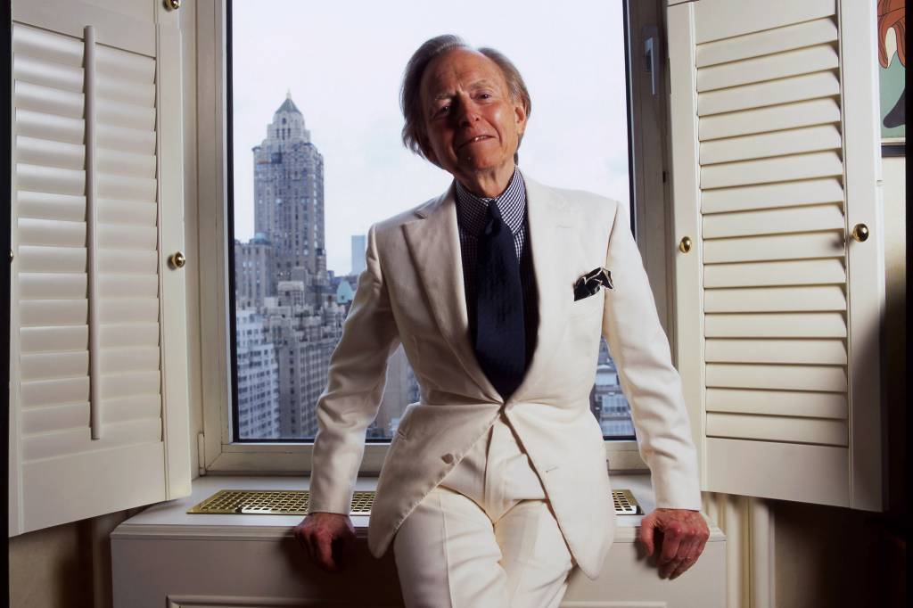 O escritor e jornalista Tom Wolfe O escritor e jornalista Tom Wolfe