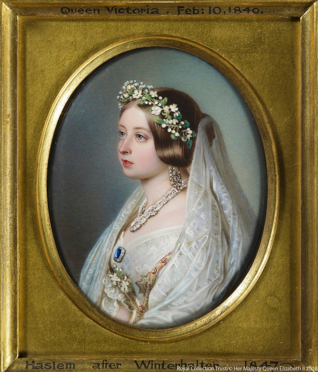 Vestido usado pela rainha Vitória em seu casamento com o príncipe Albert, em 1840