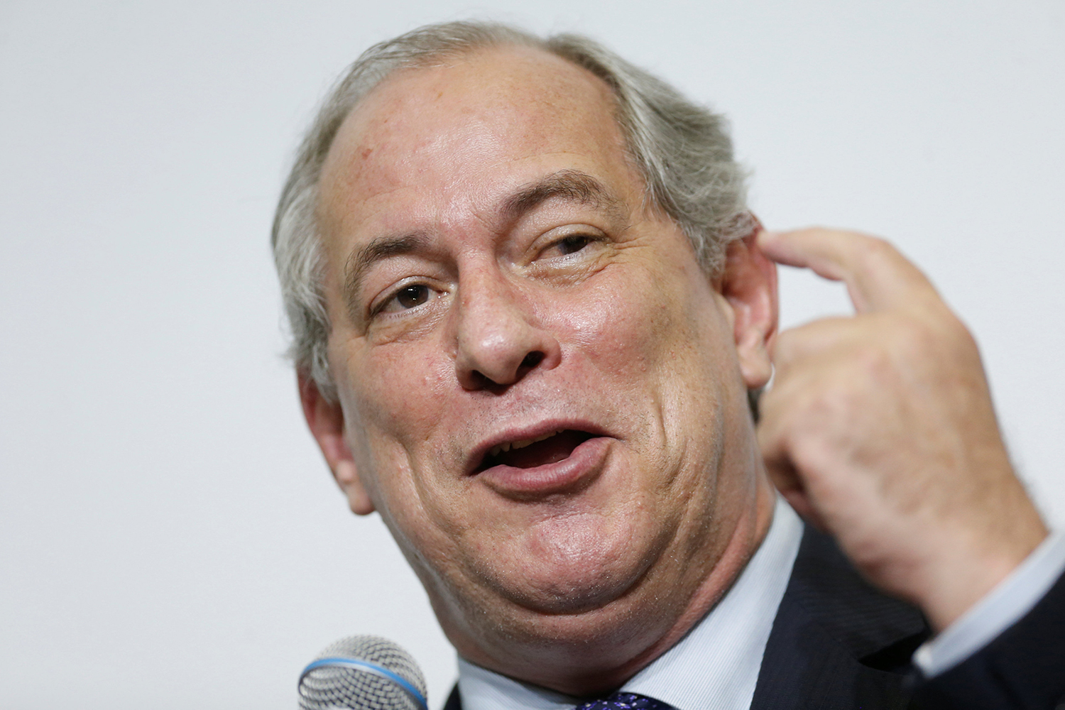 Ciro Gomes vai rivalizar com PT pelo posto de anti Bolsonaro VEJA