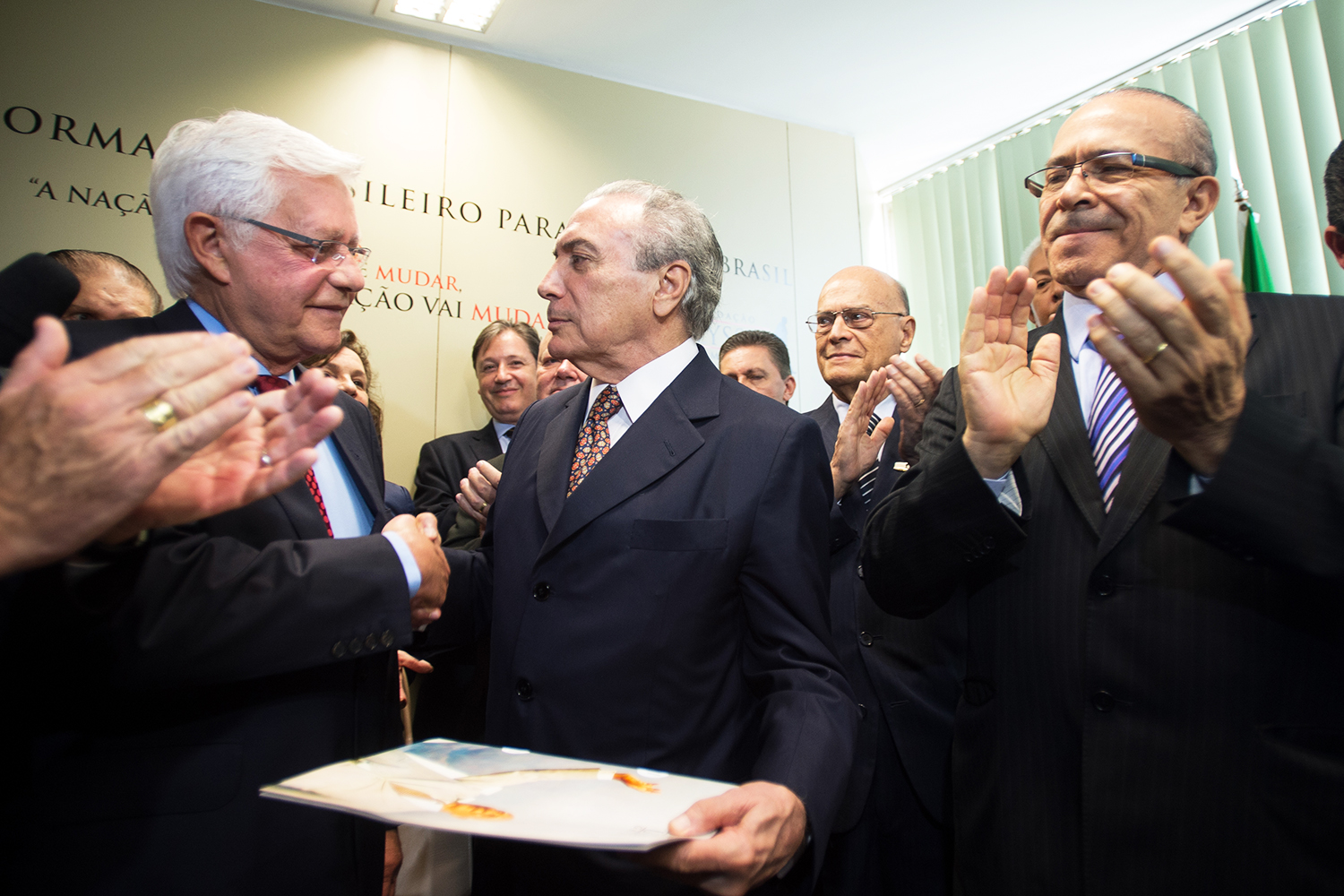 Michel Temer (centro), Eliseu Padilha (dir), e Moreira Franco (esq), na apresentação das propostas para a Reforma Política - 17/03/2015