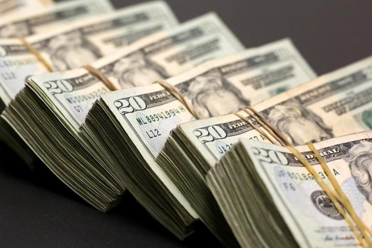 Notas de dólar - 15/01/2018