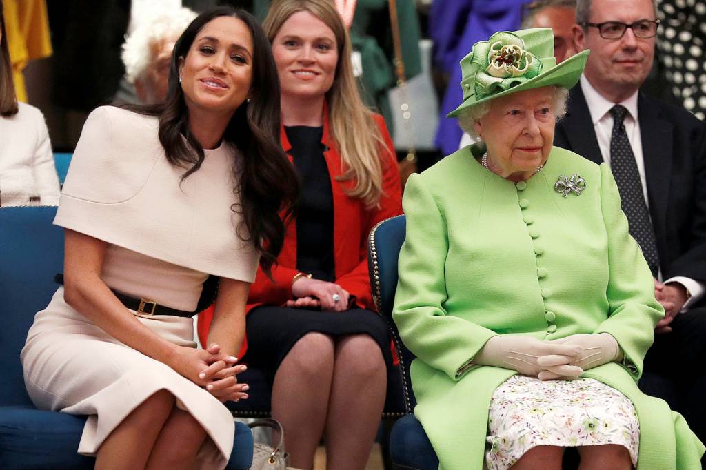 Meghan Markle e Rainha Elizabeth Meghan Markle e Rainha Elizabeth