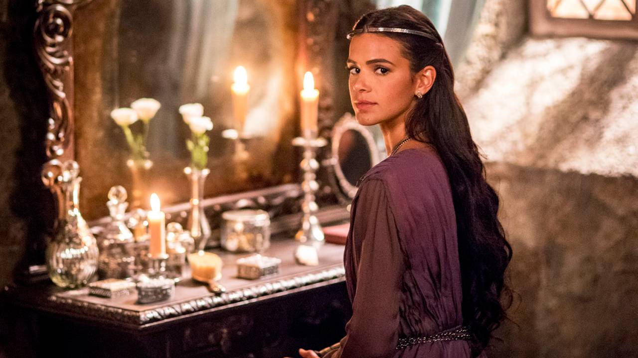 Catarina (Bruna Marquezine), na novela 'Deus Salve o Rei'- 05/01/2018