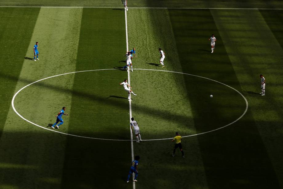 Brasil e Costa Rica se enfrentam pelo grupo E no estádio São Petesburgo