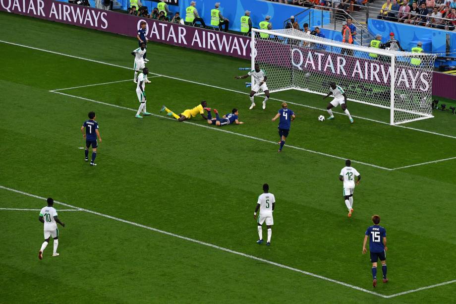 Keisuke Honda marca o segundo gol do Japão, para empatar a partida contra o Senegal, na Arena Ecaterimburgo - 24/06/2018