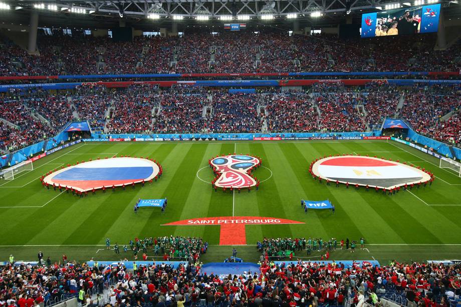 Estádio São Petersburgo recebe o primeiro jogo da segunda fase de grupos da Copa do Mundo 2018, entre Rússia e Egito