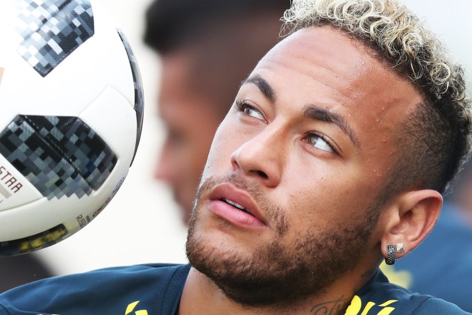 Treino da Seleção Brasileira – Neymar