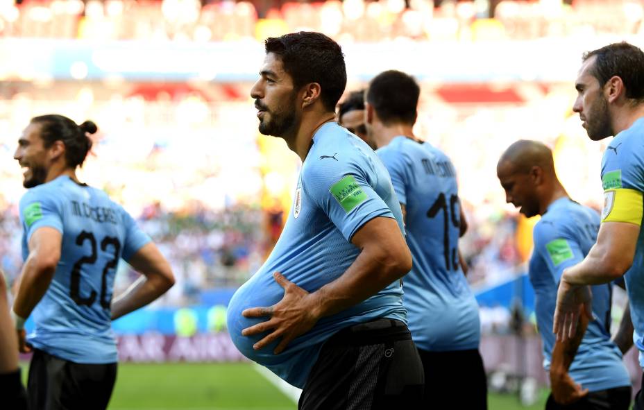 O atacanta Luís Suárez comemora o gol da vitória do Uruguai sobre a Arábia Saudita, em Rostov - 20/06/2018