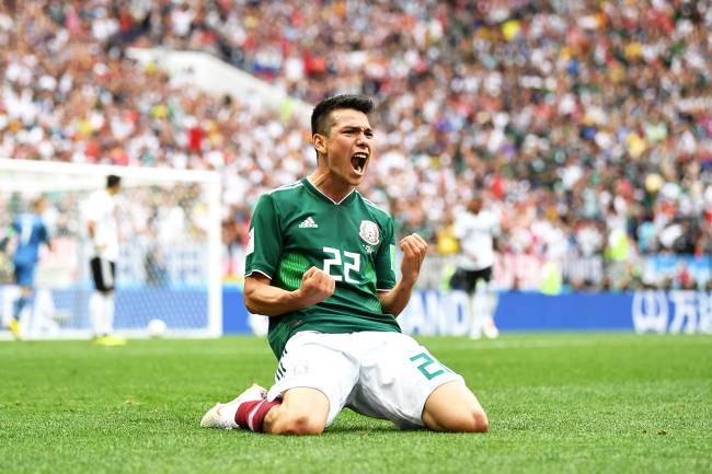 Hirving Lozano comemora após marcar gol para o México, durante partida contra a Alemanha, válida pela primeira rodada do grupo F da Copa do Mundo, realizada no Estádio Luzhniki, em Moscou - 17/06/2018