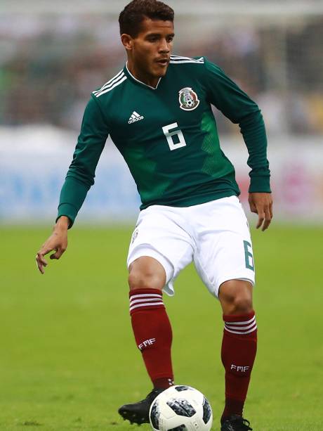 Jonathan dos Santos, do México, durante amistoso contra a Escócia - 02/06/2018