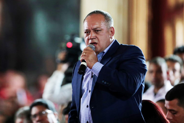 Diosdado Cabello discursa na Assembleia Nacional Constituinte, em Caracas - 05/08/2017