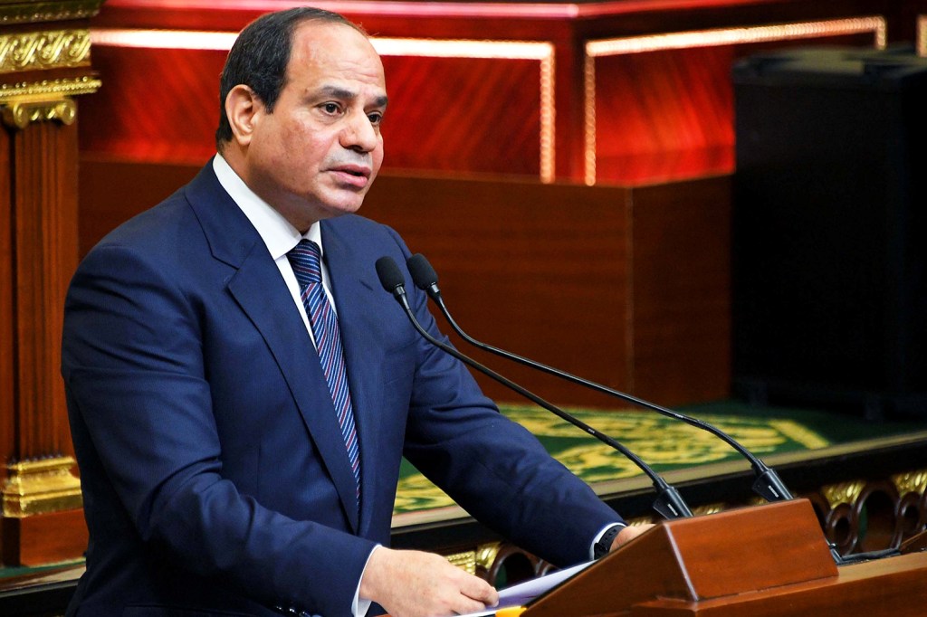 O presidente do Egito, Abdel Fattah Al Sisi, discursa ante o parlamento para um segundo mandato de quatro anos - 02/06/2018