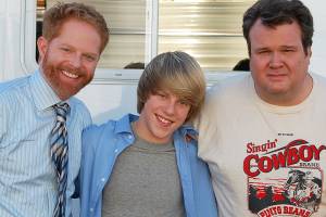 Jackson Odell em ‘Modern Family’ Jackson Odell (centro) durante as gravações da série 'Modern Family'
