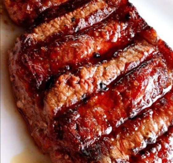 Parilla Burger: Bife de Vacio Hereford na etapa principal Parilla Burger: Bife de Vacio Hereford na etapa principal