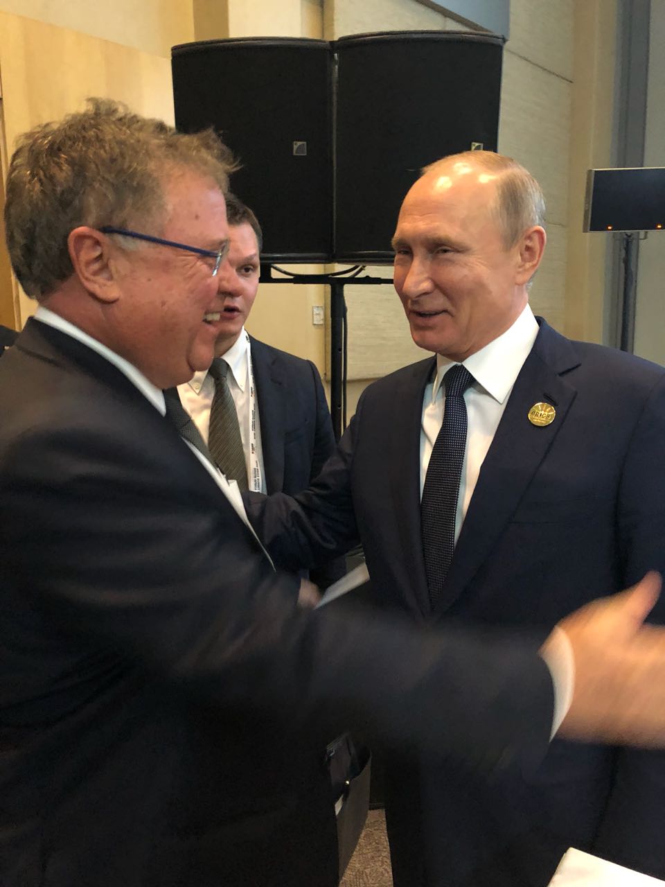 Temer e Maggi pedem a Putin fim de restrições à carne brasileira