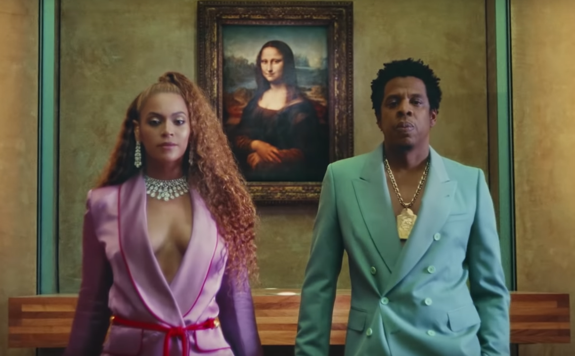 Beyoncé e Jay-Z dividem a cena com Mona Lisa, no Museu do Louvre, no clipe da música 'Apeshit'