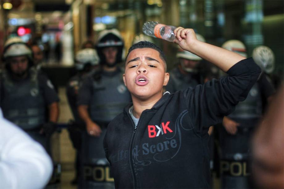 MTST ocupa sede da Caixa na Avenida Paulista, durante uma reivindicação por moradia digna - 06/07/2018