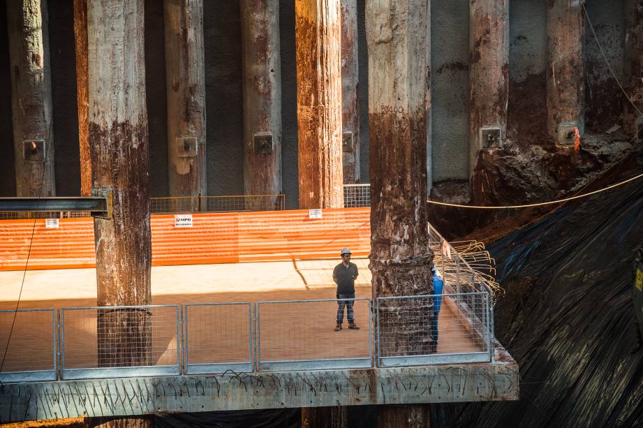 Escavação abaixo da Capela de Santa Luzia, no Hospital Matarazzo, que será transformado no complexo Cidade Matarazzo Escavação abaixo da Capela de Santa Luzia, no Hospital Matarazzo, que será transformado no complexo Cidade Matarazzo