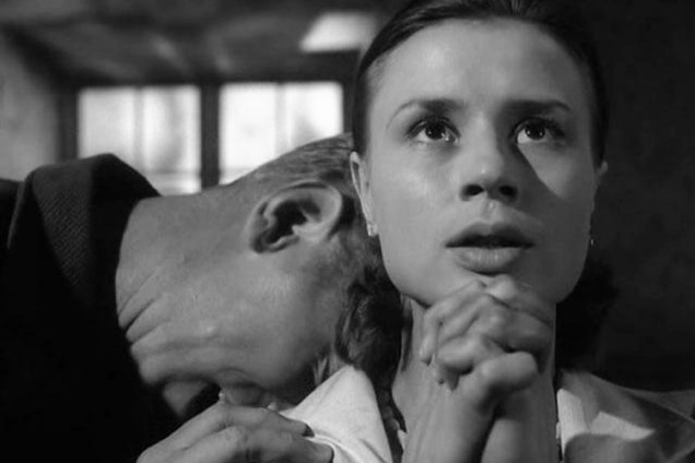 A atriz Harriet Andersson durante cena do filme 'Através de um Espelho' (1961)