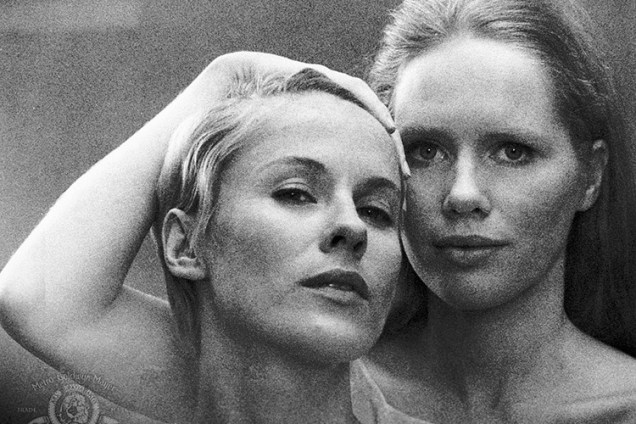 Bibi Andersson e Liv Ullmann, em cena do filme 'Persona' (1966)