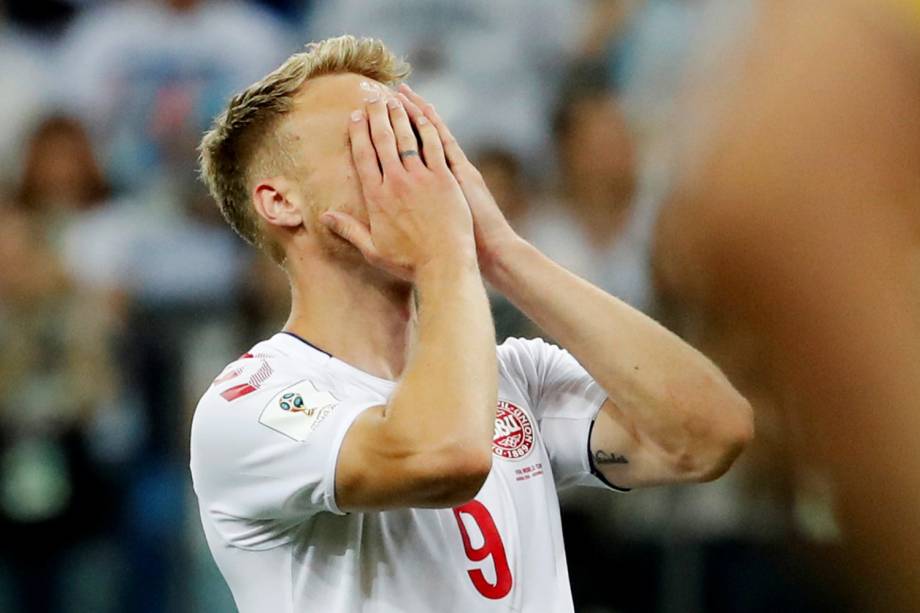 Nicolai Jorgensen lamenta após perder pênalti, durante partida entre Croácia e Dinamarca - 01/07/2018