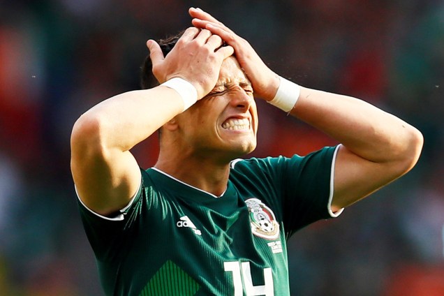 Javier Hernandez, jogador do México, lamenta jogada perdida durante partida contra a Suécia, válida pela fase de grupos da Copa do Mundo, realizada em Ecaterimburgo. Os mexicanos perderam a partida por 3 a 0 - 27/06/2018