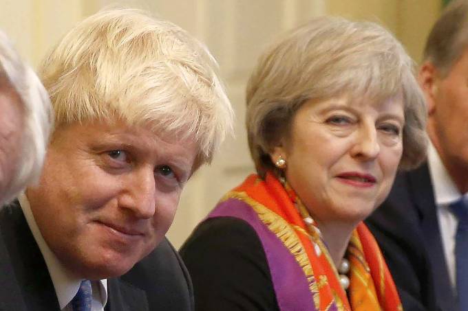 Boris Johnson e Theresa May