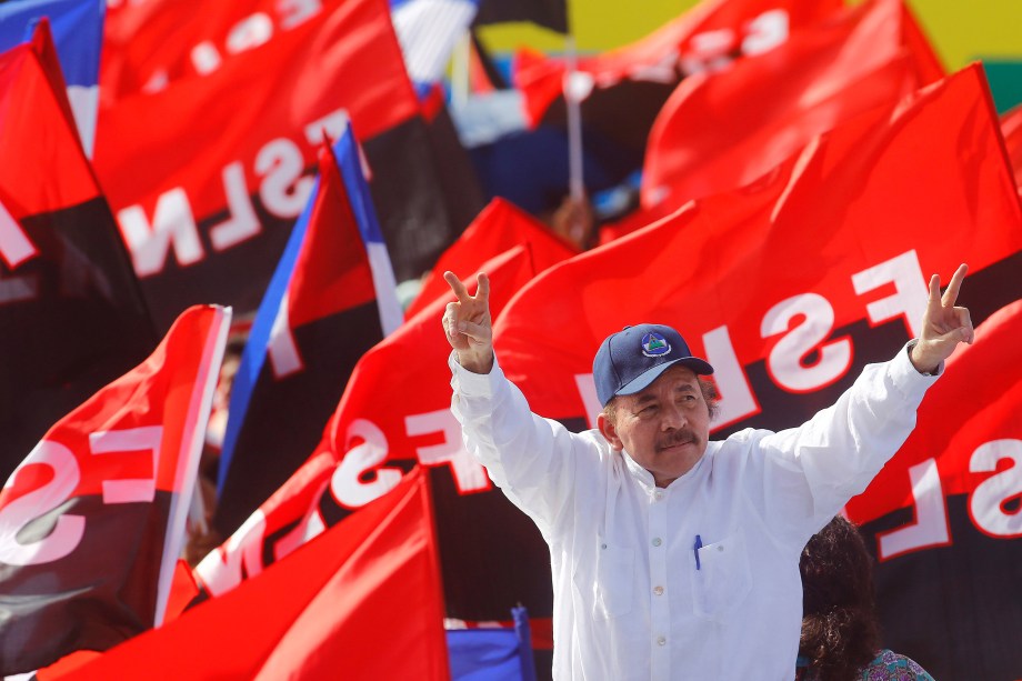 O presidente da Nicarágua, Daniel Ortega, chega para um evento que marca o 39º aniversário da vitória sandinista sobre o presidente Somoza em Manágua, na Nicarágua - 19/07/2018